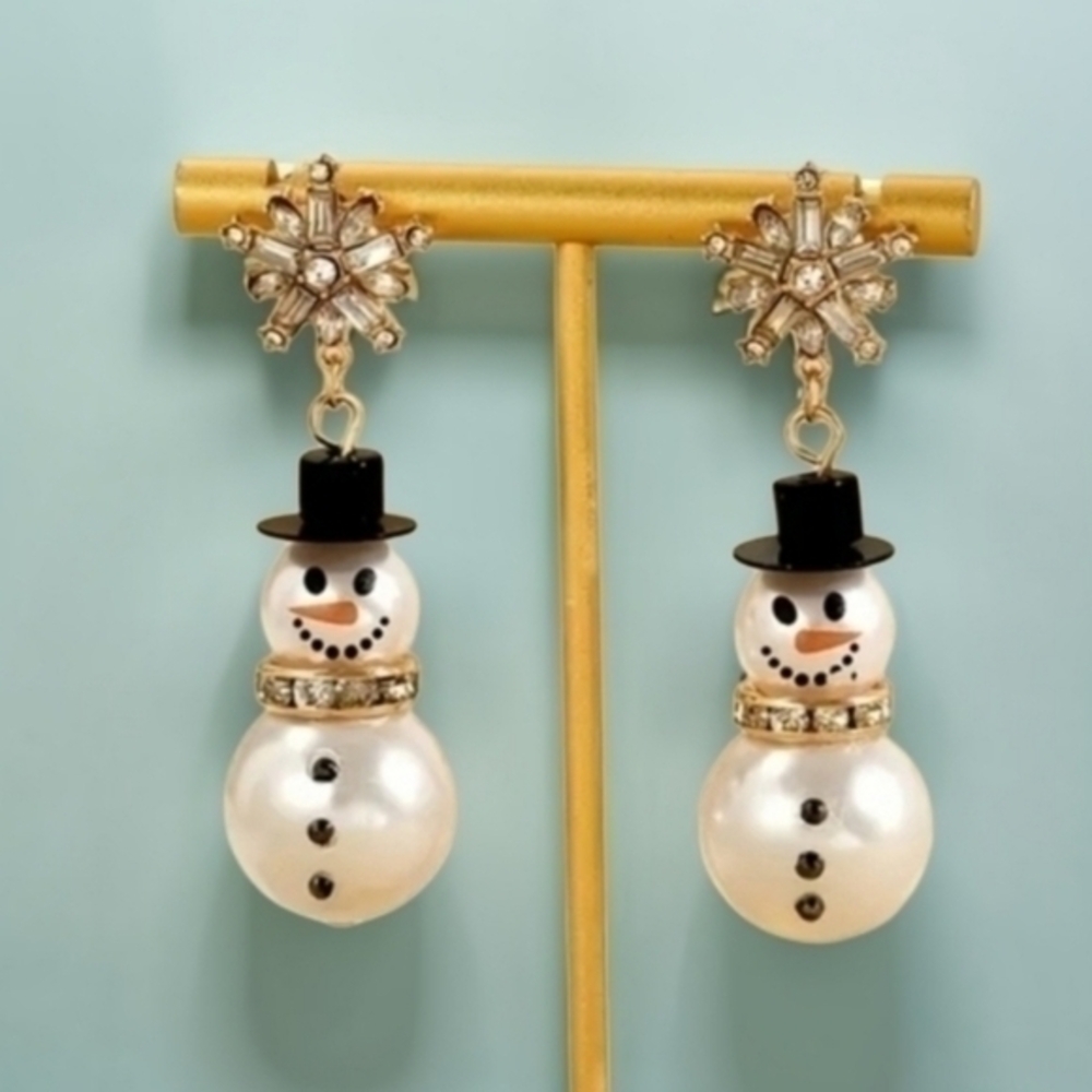 BETSEY JOHNSON RHINESTONE BEADED SNOWMAN EARRINGS 1
